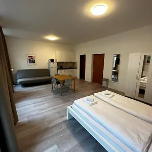 Hitrental Seefeld - Kreuzstrasse Apartment Zurich
